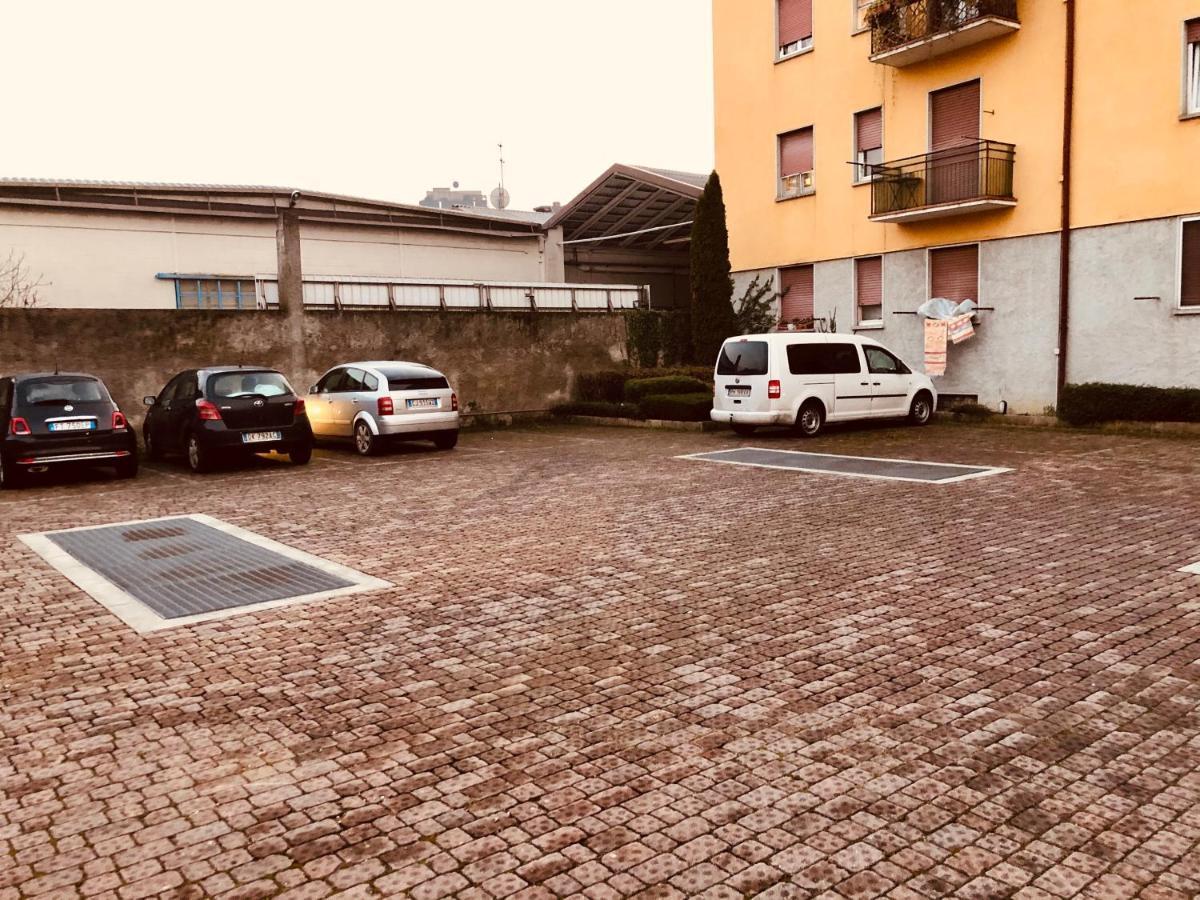 Appartamento Bergamo Easy Airport Sleep&Fly Parking Esterno foto