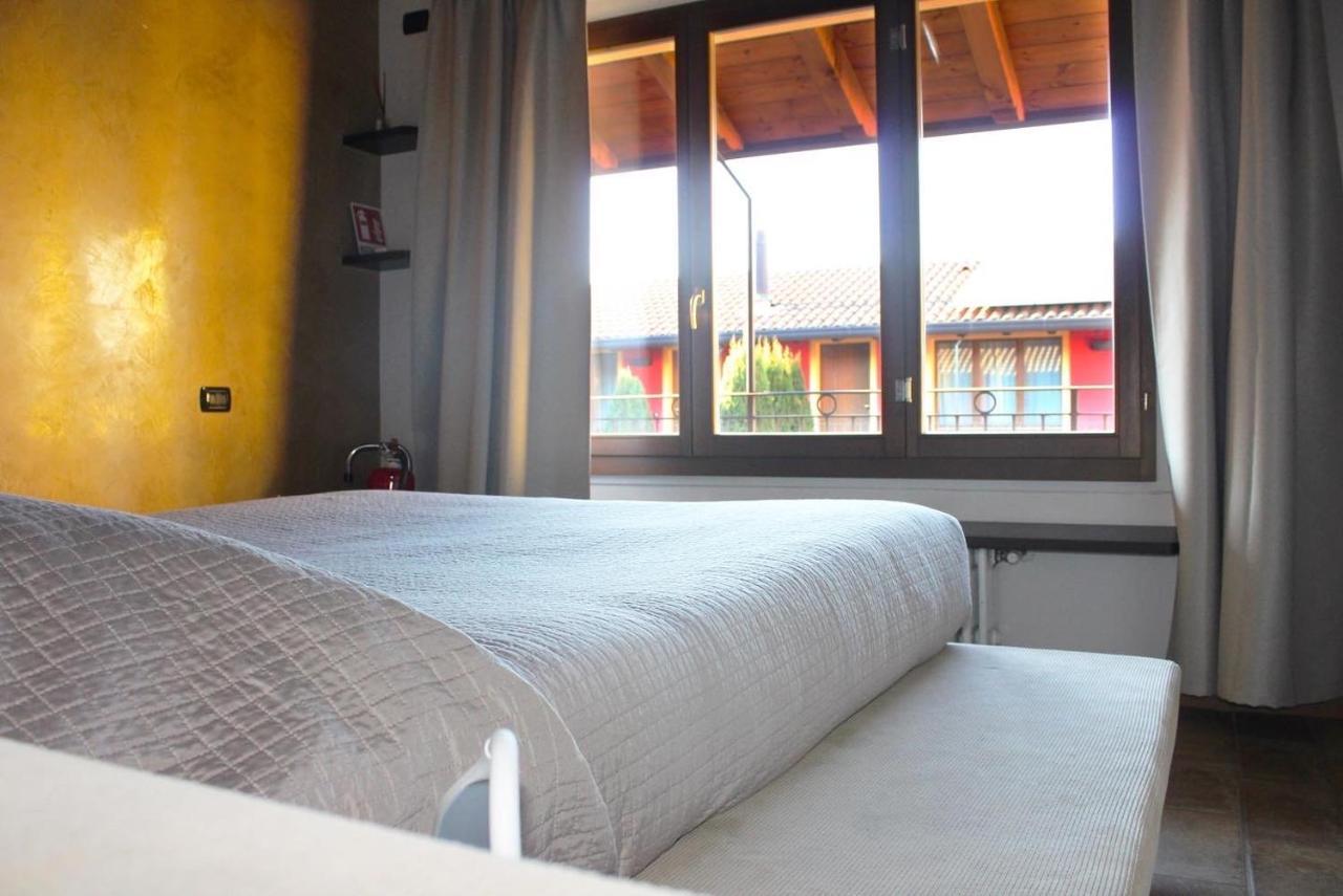 Appartamento Bergamo Easy Airport Sleep&Fly Parking Esterno foto